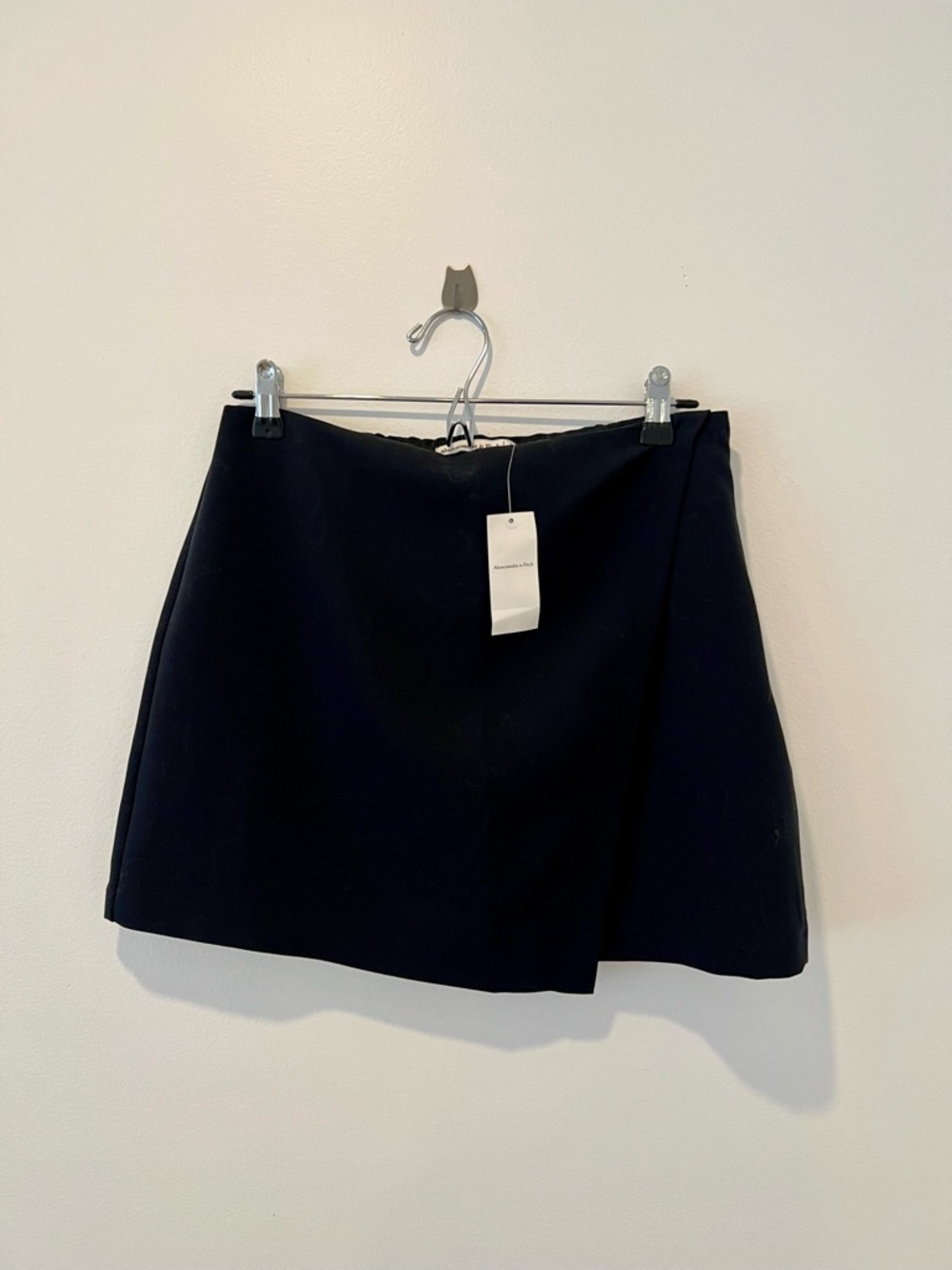 Abercrombie & Fitch Black Wrap Mini Skirt - Picture 2 of 5